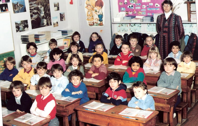 Photo de classe Cp/ce1 de 1983, ECOLE SAINTE MARIE - Copains d'avant