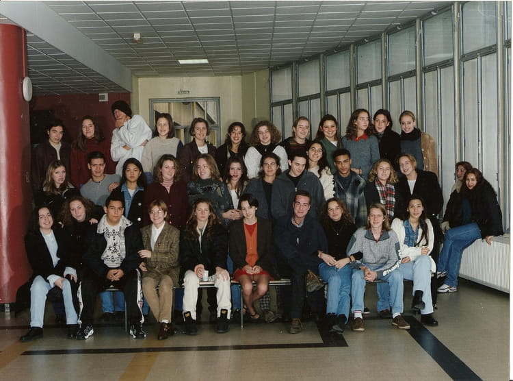 Photo de classe TES 19961997 de 1996, Lycée La Martinière Duchère Copains d
