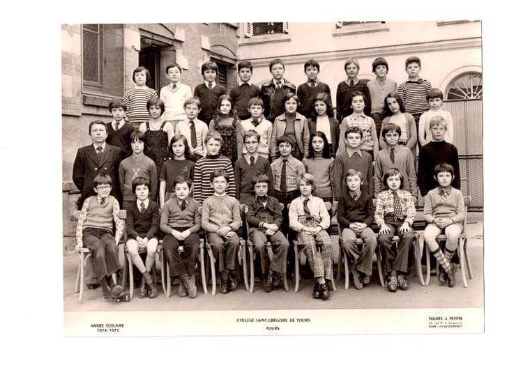 Photo de classe PETIT ST GREGOIRE 1974 1975 de 1974, ECOLE PETIT SAINT