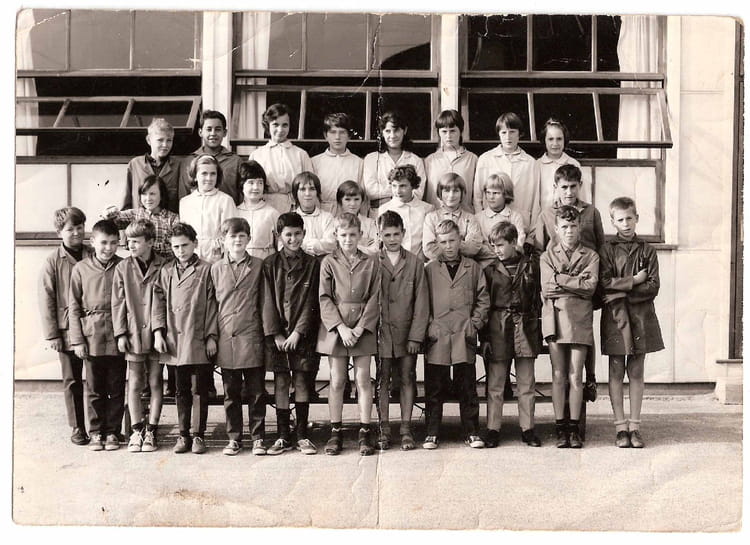 Photo de classe Sixième de 1966, CEG VITTEL - Copains d'avant