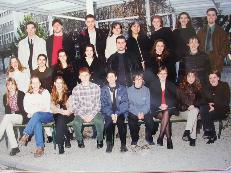Photo de classe BTS action co 1ère année de 1996, Lycée Technique ...