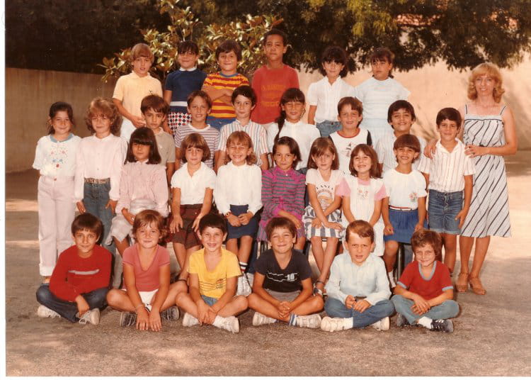 Photo De Classe Ce1 1983 1984 De 1984 Castel Joli Copains D Avant Photo De Classe Ce1 1983 1984 De 1984 Castel Joli Copains D Avant