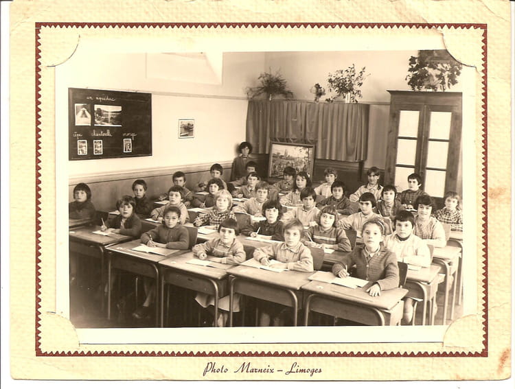 Photo de classe CE2 et CM1 année Fevrier 1962 - Juin 1962 de 1962