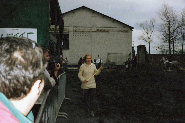 photo-de-classe-boistrancourt-avec-mono-chantal-de-1992-les-ecuries-de