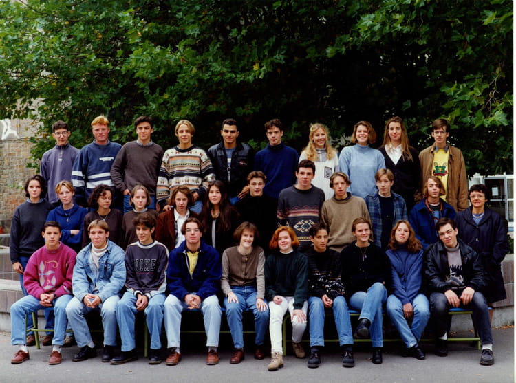 Photo de classe 1ère S1 1994 1995 de 1995, Lycée Saint-louis - Copains ...