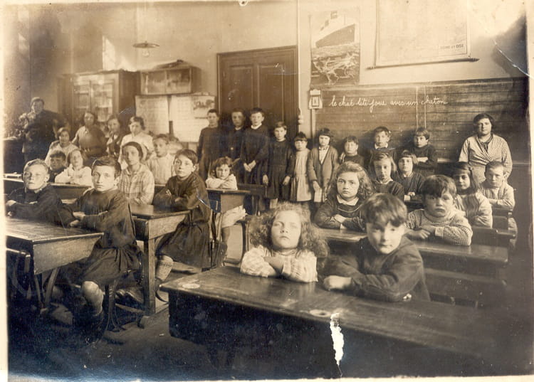 Photo de classe Vers 1936 de 1936, Ecole De La Grande Vallee (Puiselet