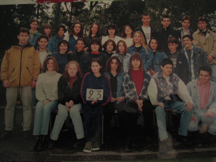 Photo de classe 2nde3 de 1996, Lycée Jean Moulin - Copains d'avant