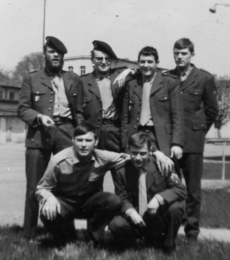 Photo de classe MontignylesMetz de 1970, Ciss N° 2 Copains d'avant Photo de classe MontignylesMetz de 1970, Ciss N° 2 Copains d'avant