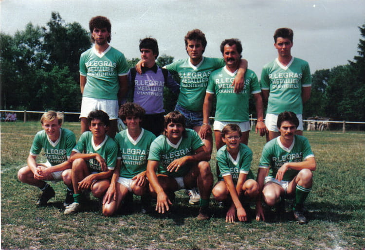 Photo de classe Séniors B de 1988, Amicale De Chanteheux Copains d'avant