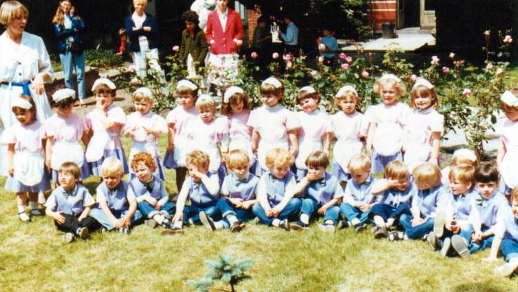 Photo de classe 1èré maternelle de 1984, ECOLE SAINTE MARIE - Copains d ...