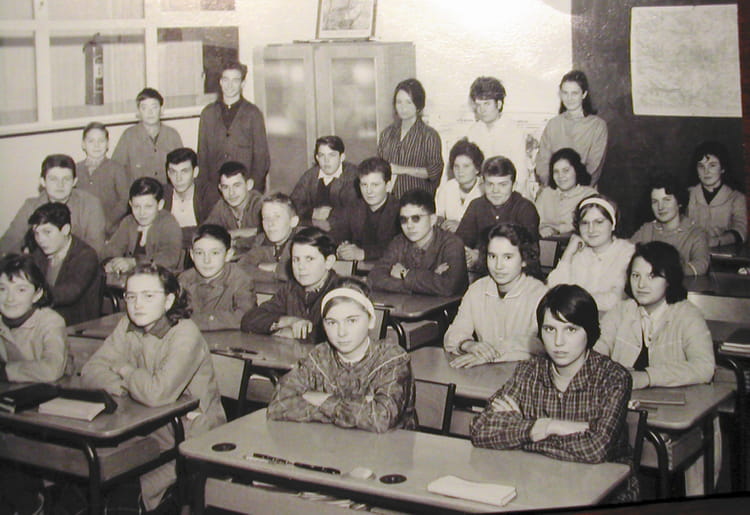 Photo De Classe 4 me De 1963 COLLEGE EMILE PAJOT Copains D avant photo-de-classe-4-me-de-1963-college-emile-pajot-copains-d-avant
