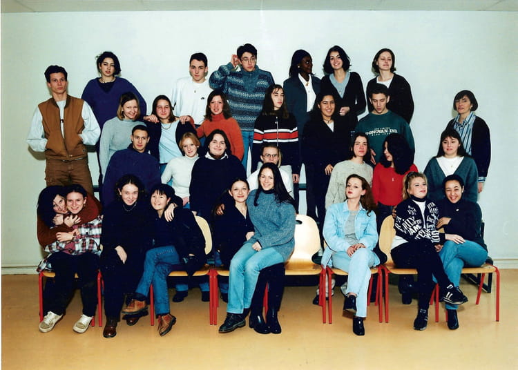 Photo de classe BTS CI 2 de 1997, BTS COMMERCE INTERNATIONAL - Copains ...