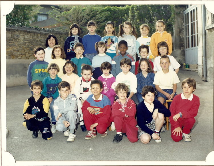 Photo de classe CE2 de 1987, Ecole Saint Francois D'assise Copains d