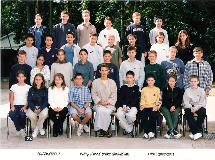 Photo de classe 5ème 5 de 2000, Collège Jeanne D'arc - Copains d'avant