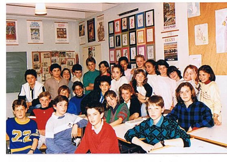 Photo De Classe 5eme Ou 4 Eme De 1985 Collège Henri Matisse Copains Photo De Classe 5eme Ou 4 Eme De 1985 Collège Henri Matisse Copains