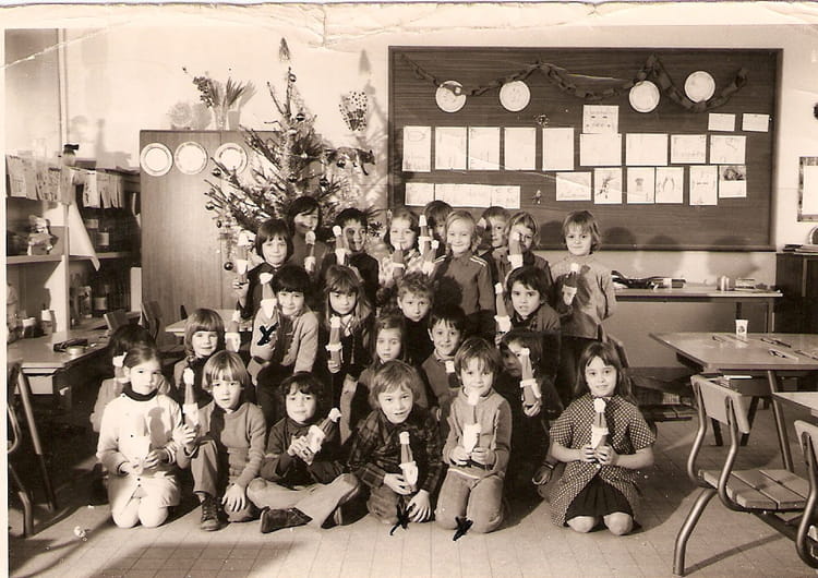 photo-de-classe-cp-j-moulin-de-1970-ecole-primaire-jean-moulin