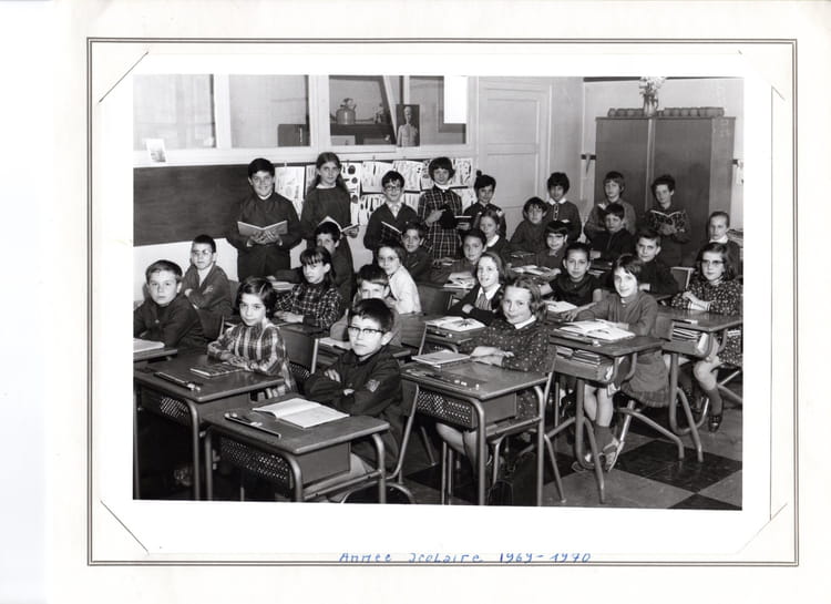 Photo de classe CM1 Mme PRANDINI 69 / 70 de 1969, Ecole Marius Pinard