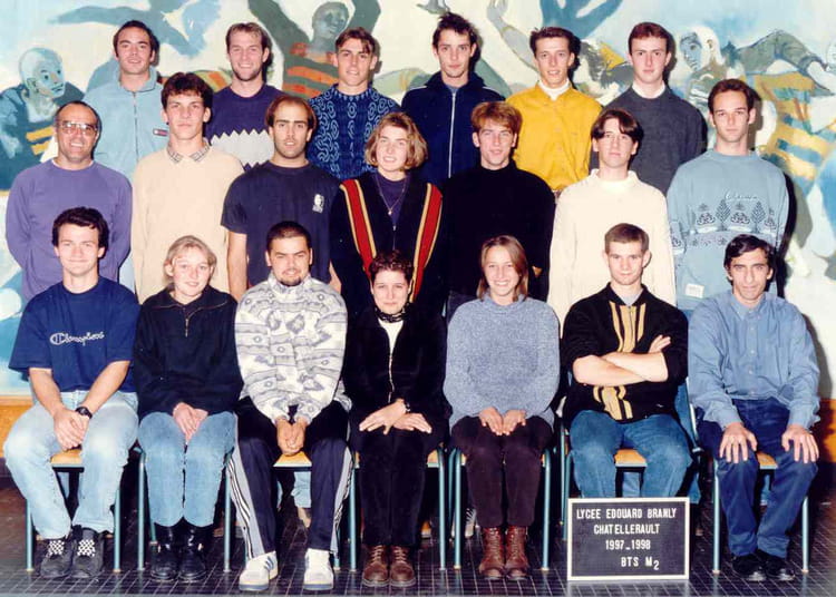 Photo de classe BTS M2 1997 1998 de 1997, EDOUARD BRANLY - Copains d'avant