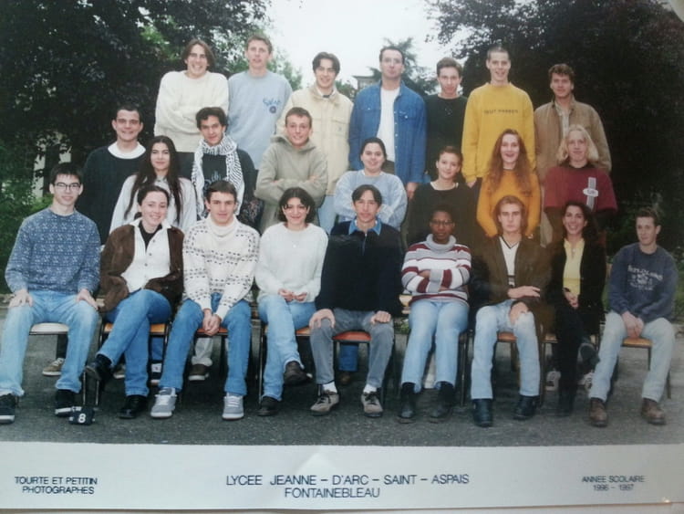 Photo de classe Première S de 1996, Lycée Saintaspais Jeanne D'arc