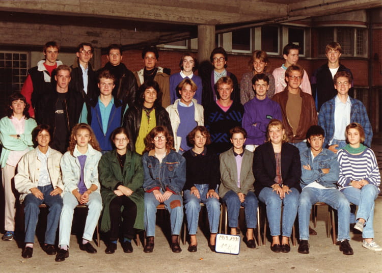 Photo de classe 1èreB1 de 1989, Lycée Michel Anguier - Copains d'avant