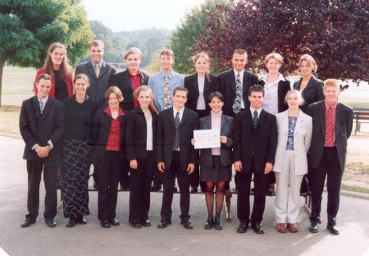 Photo de classe Bts action co de 1998, Lycée Polyvalent Sainte-anne ...