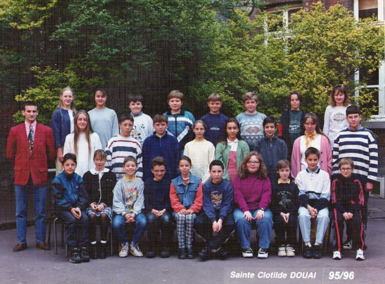Photo de classe 6eD de 1996, Collège Sainteclotilde Copains d'avant