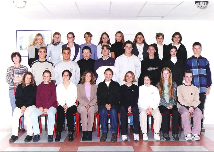 Photo de classe TS de 2000, Lycée Michel Anguier - Copains d'avant