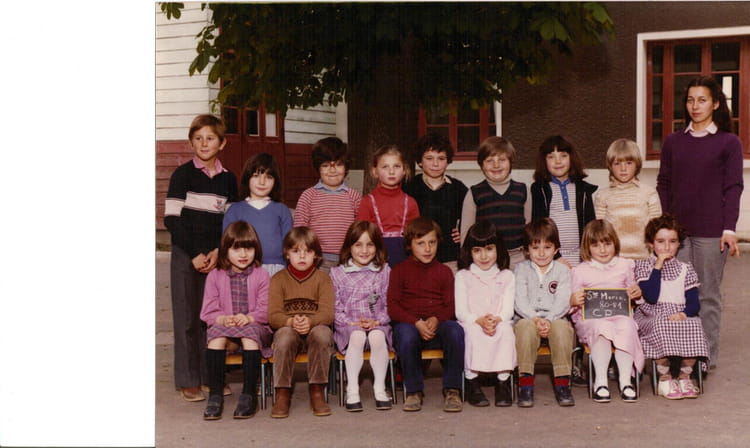 Photo de classe CP de 1981, ECOLE SAINTE MARIE - Copains d'avant
