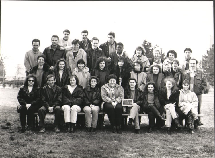Photo de classe BTS 2e année 1992-1993 de 1993, BTS - Copains d'avant