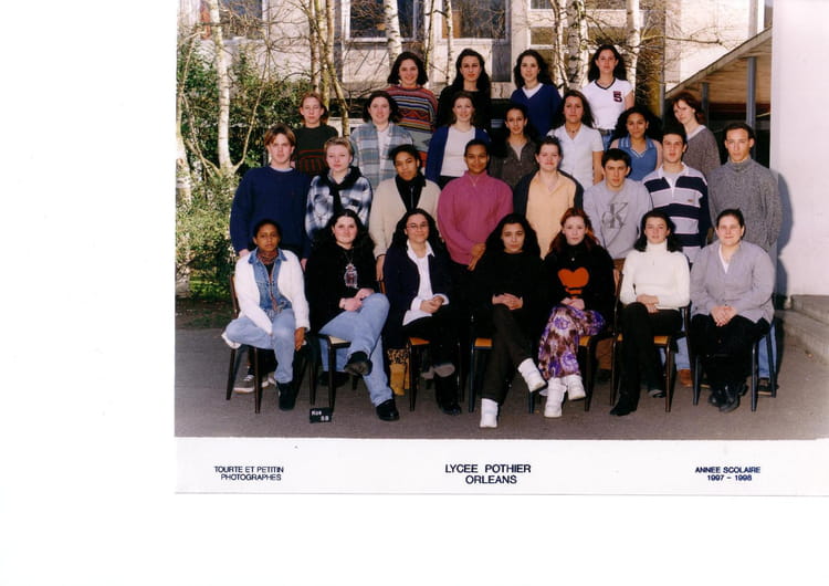 Photo de classe 1 ère STT 2 de 1998, Lycée Pothier - Copains d'avant