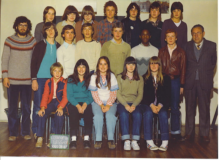 Photo de classe 3ème B de 1979, Collège Desdevises Du Dezert Copains