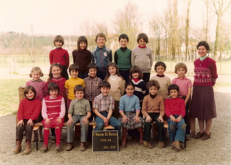 Photo de classe CE1CE2 de 1979, Ecole Primaire (Saint Antoine De
