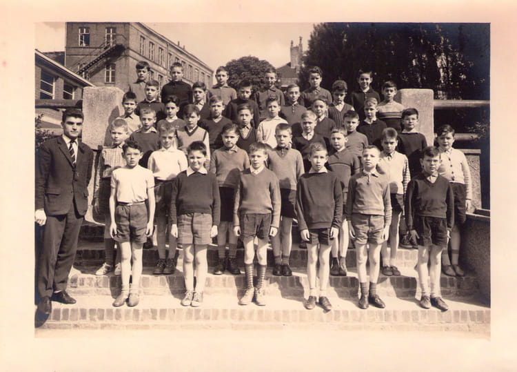 Photo de classe 7 EME de 1959, INSTITUTION CHARLEMAGNE Copains d'avant
