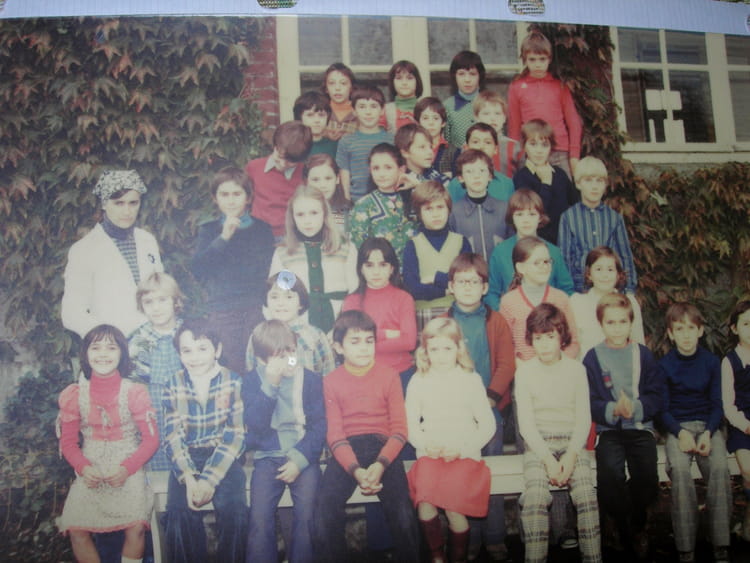 Photo De Classe Cm1 cm2 76 77Ma De 1977 Ecole Primaire Salency photo-de-classe-cm1-cm2-76-77ma-de-1977-ecole-primaire-salency