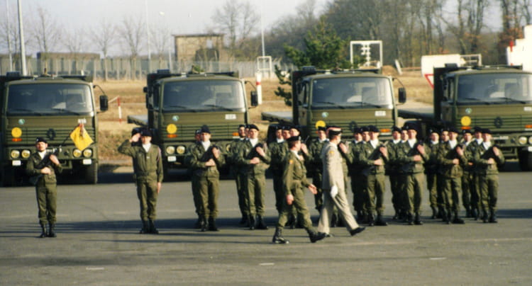 Photo de classe Porte ouverte 515RT de 1992, 515ème Régiment Du Train ...