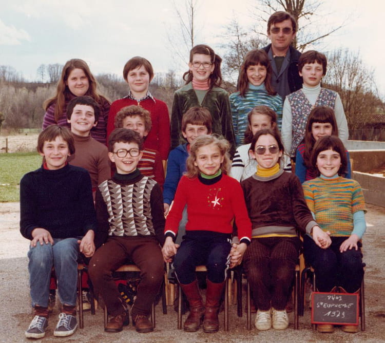 Photo de classe Classe de CM2 de 1979, Ecole Primaire (Sainte Euphemie