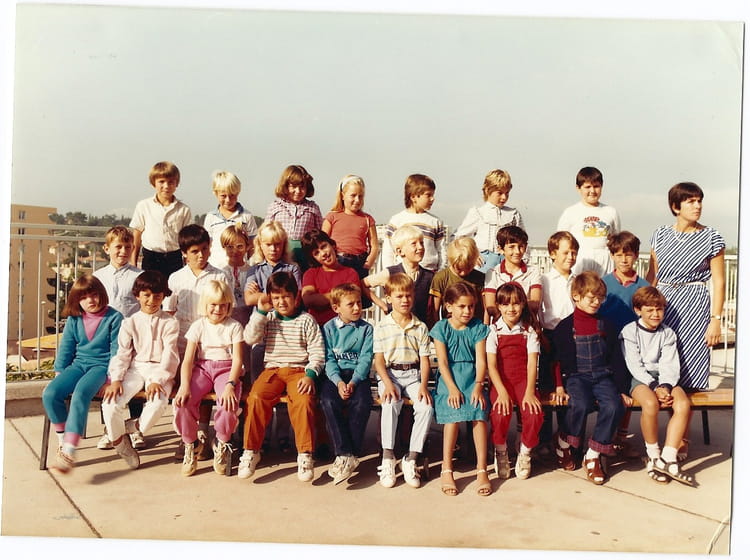 Photo de classe CE2 (Mme Hachon) de 1984, ECOLE SAINTE MARIE - Copains ...