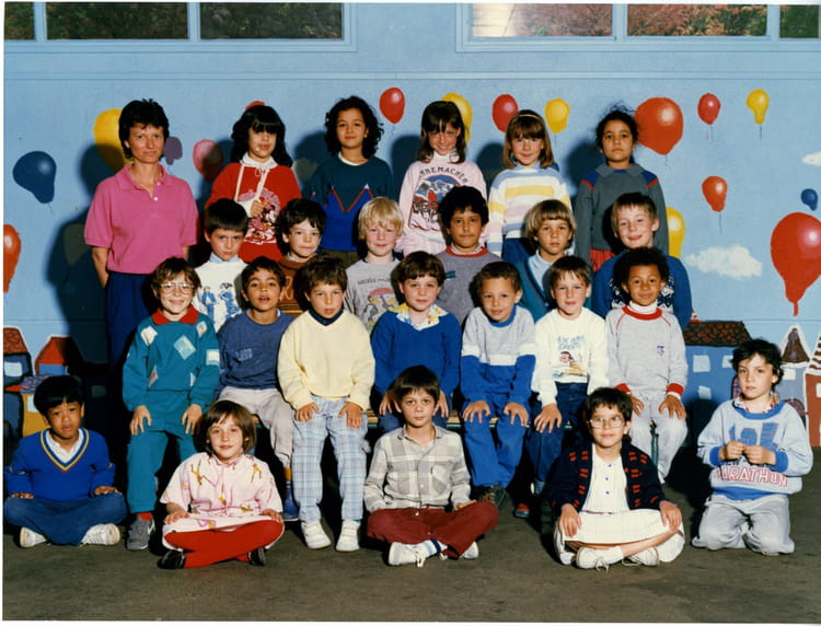 Photo de classe CP (Année scolaire 1986/1987) de 1986, ECOLE LES