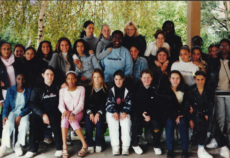 Photo de classe 2san2 de 2001, Lycée Jean Moulin - Copains d'avant