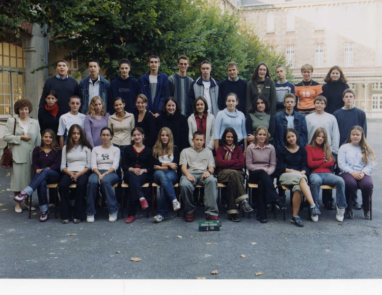 Photo de classe 2nde10 2003-2004 de 2003, Lycée P. Bayen - Copains d'avant