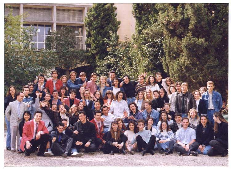 Photo de classe 92 93 BTS ACTION CO 1ERE ANNEE de 1992, Lycée Périer ...