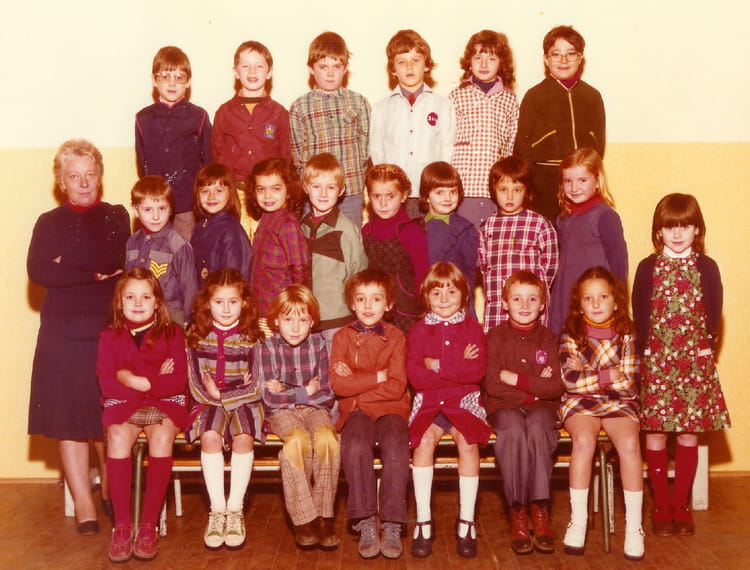 Photo de classe CP de 1977, ECOLE SAINTE CLOTILDE Copains d'avant