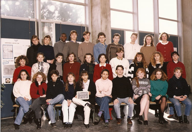 Photo de classe 1ère G A de 1990, Lycée Gustave Flaubert - Copains d'avant