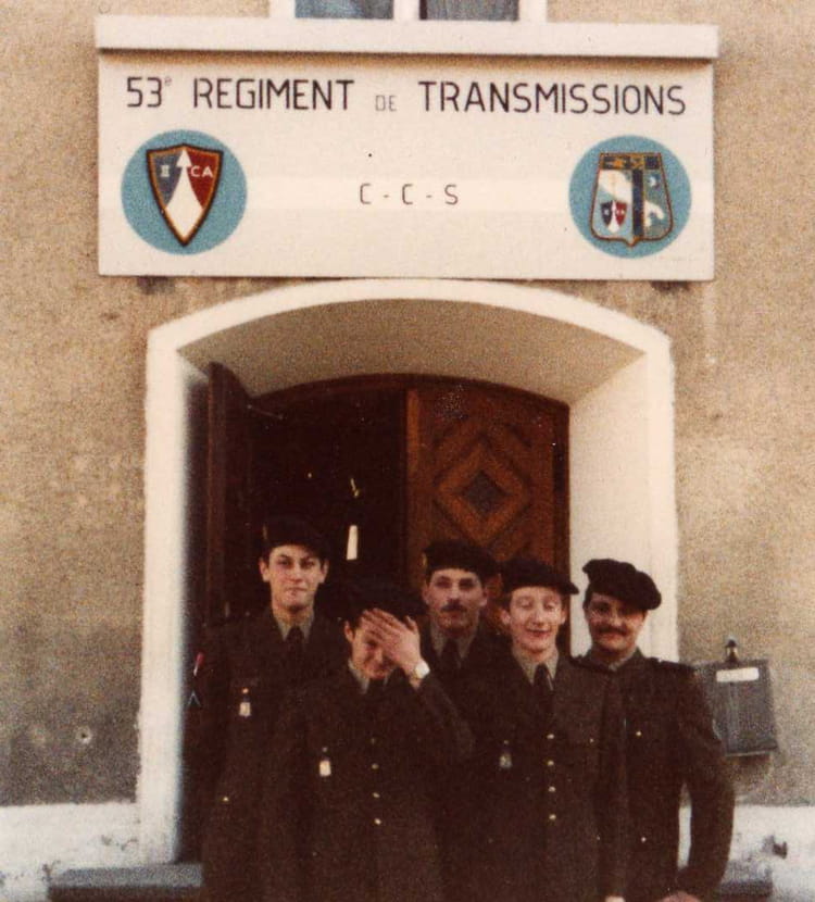Photo de classe 79/12 de 1980, 53e Regiment De Transmission Copains d