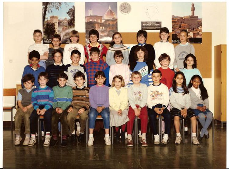 Photo de classe CM2 de 1985, Ecole St Honoré Copains d'avant