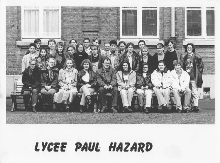 Photo de classe BTS compta de 1991, Lycée Paul Hazard - Copains d'avant