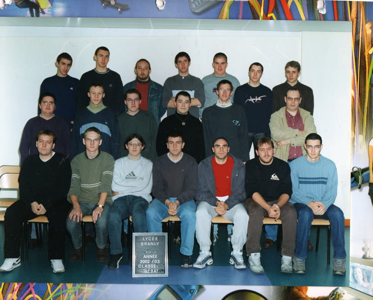 Photo de classe BTS 1 Bat. de 2003, Lycée Edouard Branly - Copains d'avant