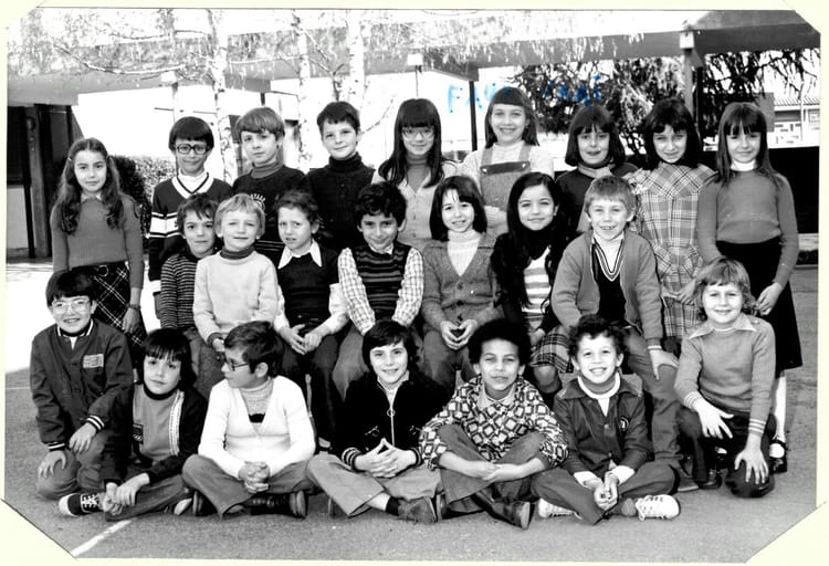 Photo de classe CE2 de 1976, ECOLE JEAN SARRAILH Copains d'avant