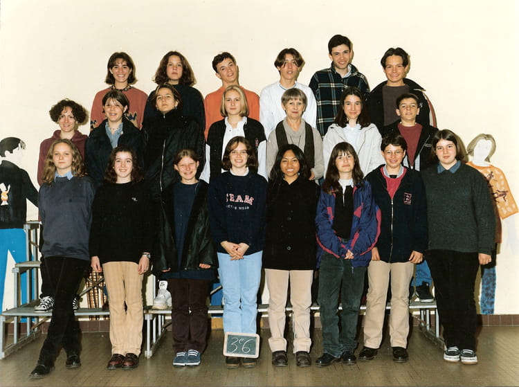 Photo de classe 3°6 Donzelot de 1998, Collège Pierre Donzelot Copains