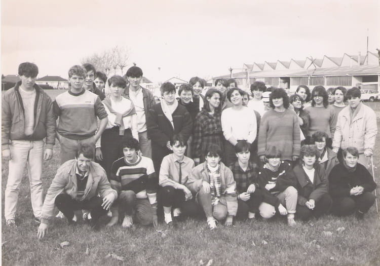 Photo de classe 2nde 1984/1985 de 1985, Lycée Jean Moulin - Copains d'avant